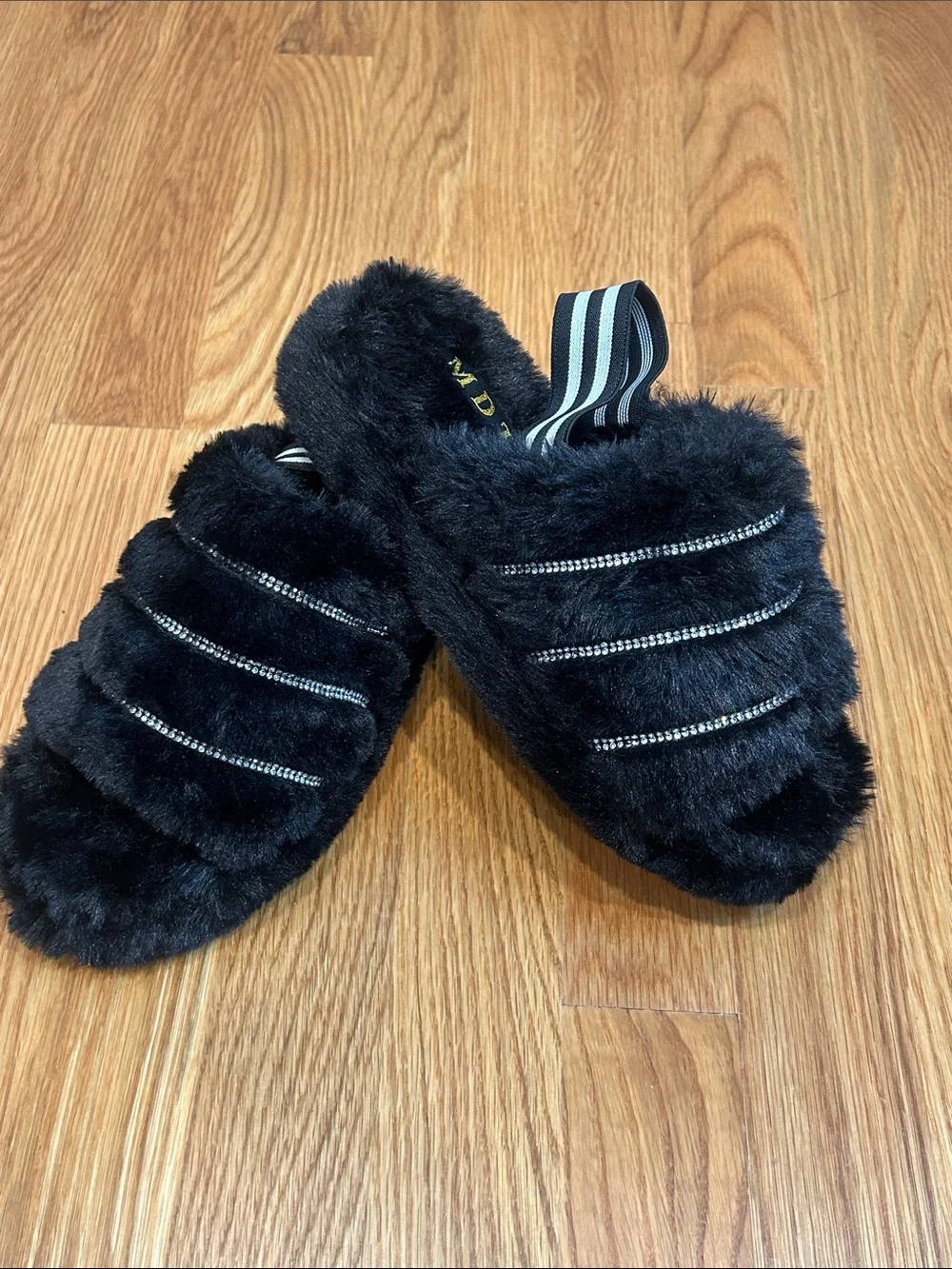 Faux Fur Black Fuzzy Slide Slippers Rhinestone Stripes elastic strap size 6 new